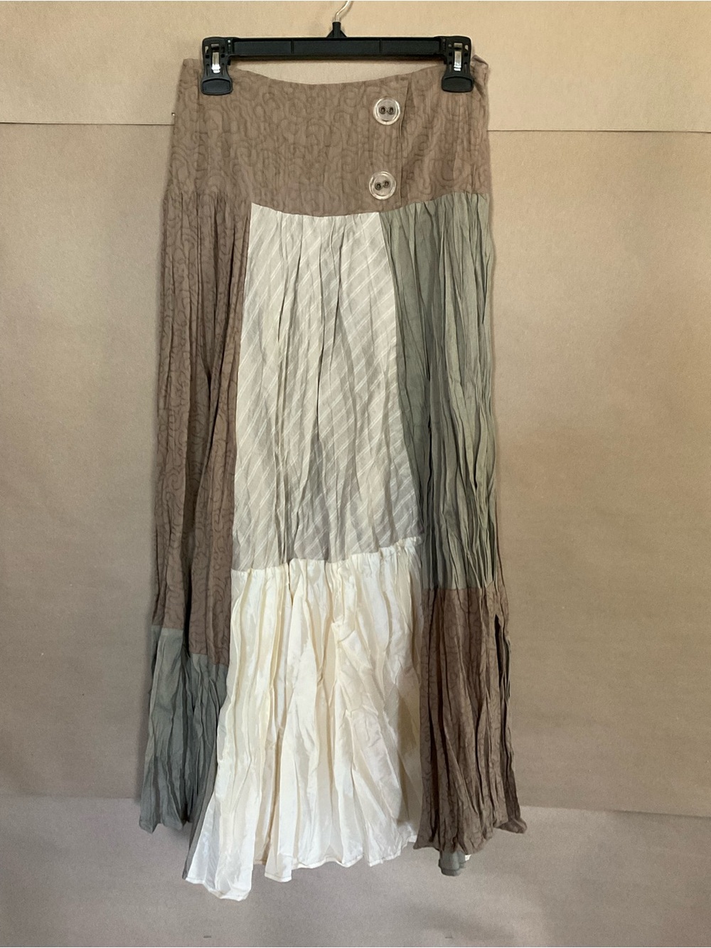 D Studio. Boho Tiered Patchwork Maxi Skirt in Taupe, Cream, and Gray. Size 4